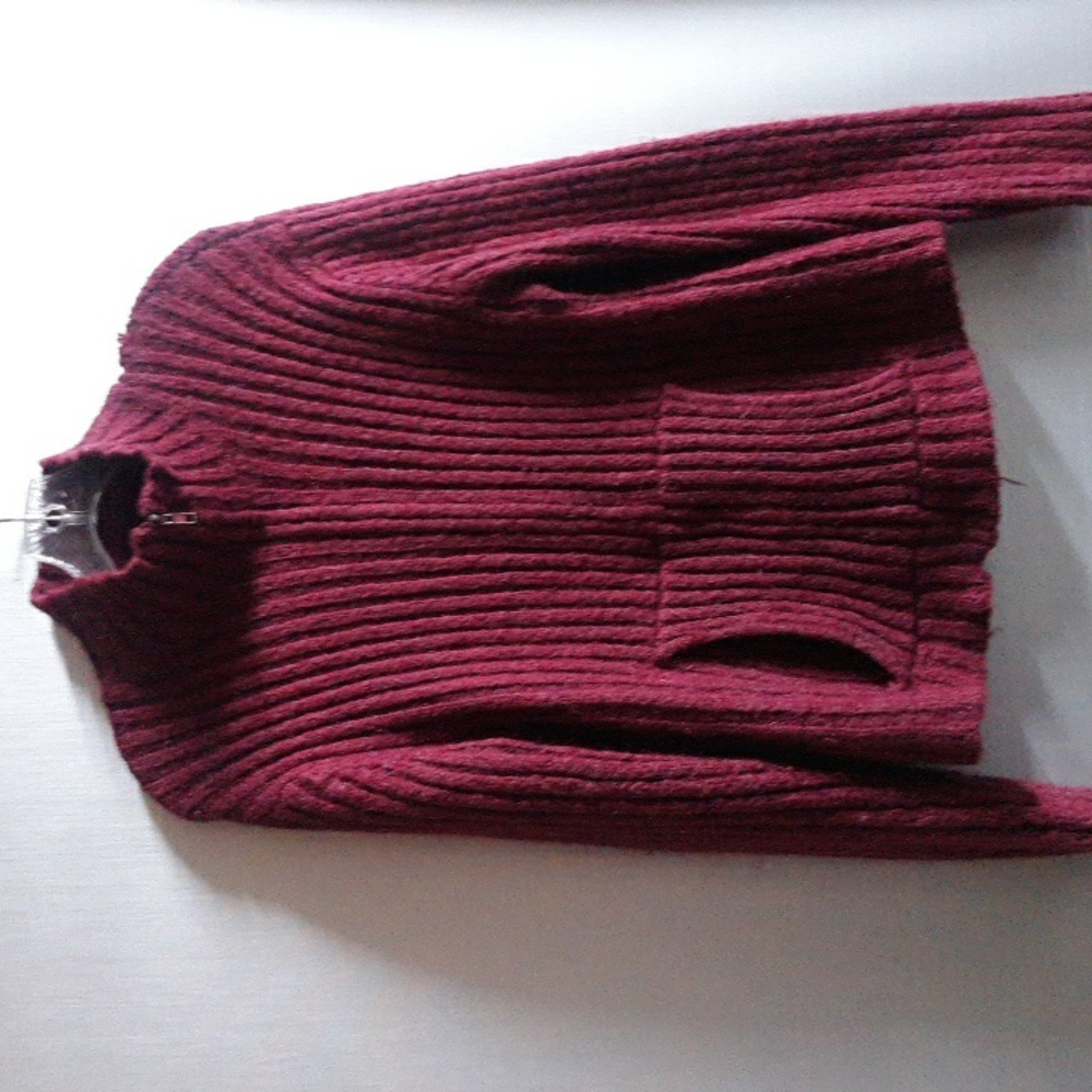 Pandemonium Size XL Sweater (SKU 873)
